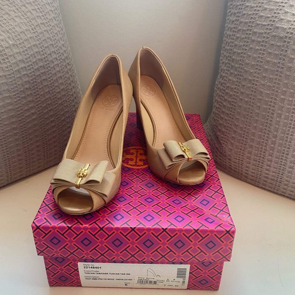 Tory Burch shoes
